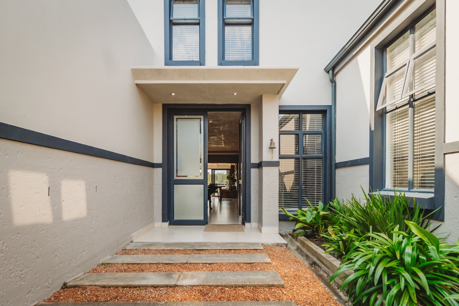 5 Bedroom Property for Sale in Kraaibosch Country Estate Western Cape